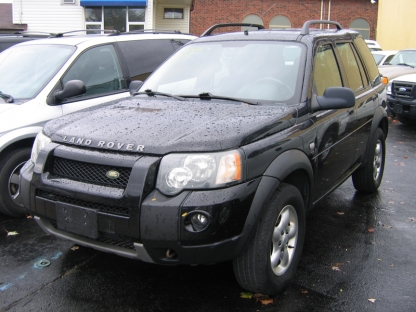 2004 Land Rover Freelander SE V6 AWD at Clancy Motors in Kingston, Ontario