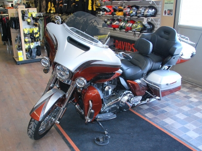 2014 Harley Davidson CVO Ultra Ltd at Pete's Sales & Service in 2014 Harley Davidson CVO Ultra Ltd at Pete's Sales & Service in