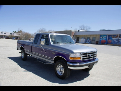 1995 Ford F-250 XLT Extended Cab Long Box 4X4 at Lakeview Motors in Westport, Ontario