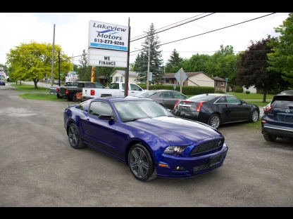 2013 Ford Mustang Premium Coupe Club Of America at Lakeview Motors in Westport, Ontario